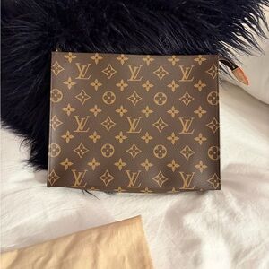Louis Vuitton Toliet Pouch